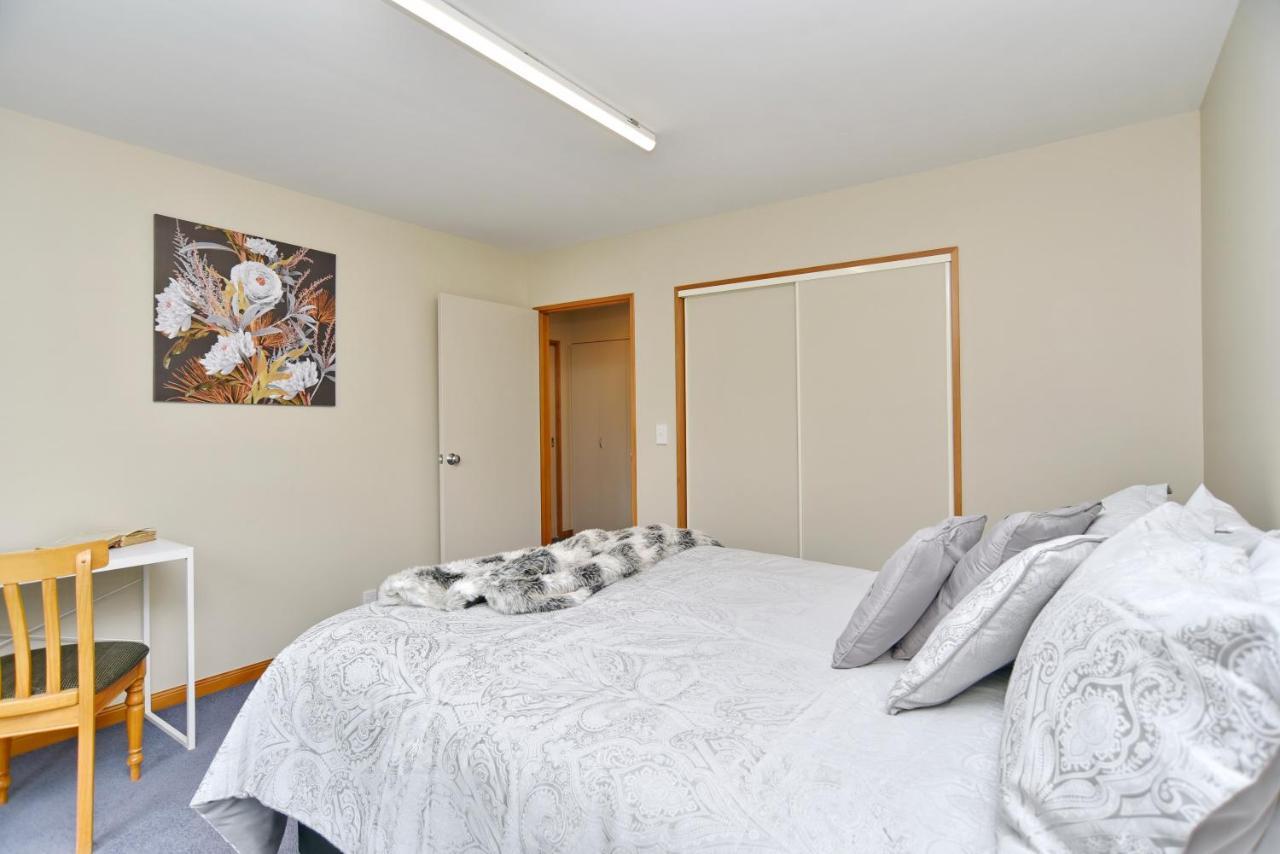 Watson Street - Bookahome Akaroa Exterior photo